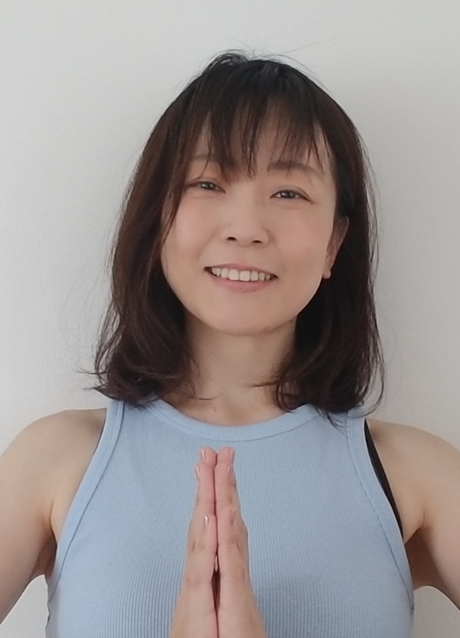 yoga愛羅美 代表 yoshiko